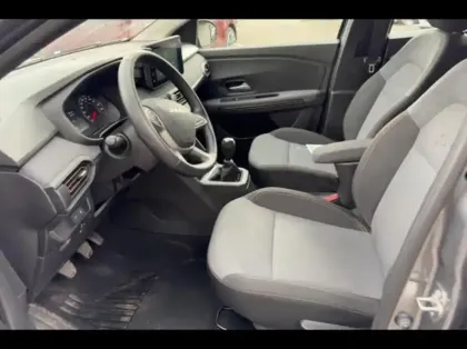 Photo 9 Dacia Sandero  1.0 ECO-G 100ch Stepway Extreme -24