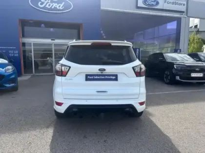 Photo 5 Ford Kuga  2.0 TDCi 180ch Stop&Start ST-Line 4x4 Powershift