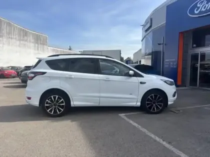 Photo 7 Ford Kuga  2.0 TDCi 180ch Stop&Start ST-Line 4x4 Powershift