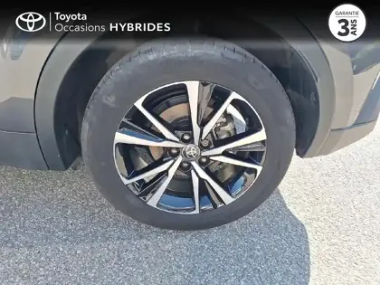 Photo 8 Toyota C-HR  2.0 Hybride 200ch Design MY25