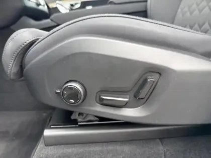 Photo 8 Volvo XC90  T8 AWD 310 + 145ch Ultra Style Dark Geartronic