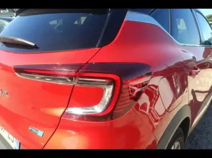 Photo 13 Renault Captur  1.6 E-Tech hybride rechargeable 160ch Techno