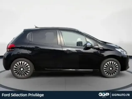 Photo 20 Peugeot 208  1.6 BlueHDi 100ch Style 5p