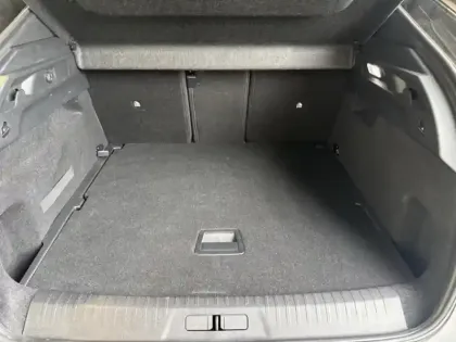 Photo 6 Peugeot 3008  1.2 Hybrid 136ch GT e-DCS6