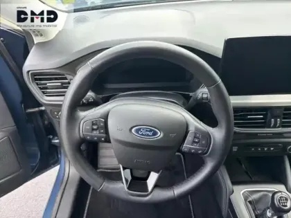 Photo 6 Ford Focus  SW 1.0 Flexifuel mHEV 125ch Titanium X Business