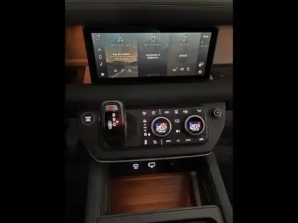 Photo 25 Rover Defender  110 2.0 P400e X-Dynamic SE