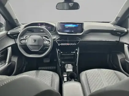 Photo 7 Peugeot 2008  130 S&S EAT8