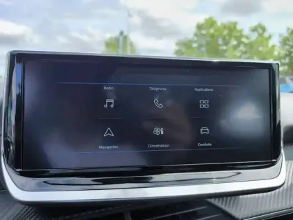 Photo 17 Peugeot 2008  Hybrid 110 e-DCS6
