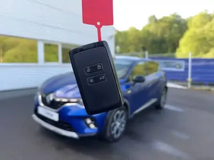 Photo 17 Renault Captur  E-Tech 145 - 21