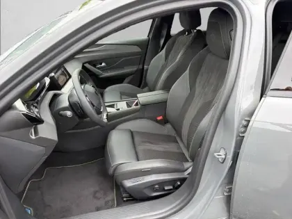 Photo 10 Peugeot 308  Plug-in Hybrid 195 ch e-DCS7