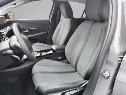 Photo 11 Peugeot 208  Hybrid 110 ch e-DCS6