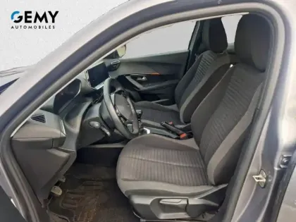 Photo 8 Peugeot 2008  PureTech 100 S&S BVM6