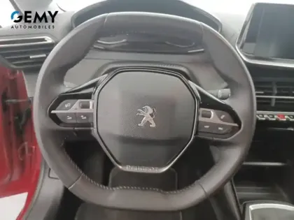 Photo 12 Peugeot 208  PureTech 75 S&S BVM5