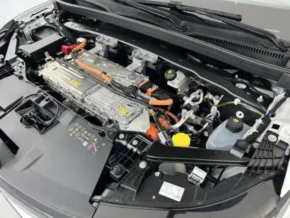 Photo 33 Renault Megane  E-Tech EV60 220 ch optimum charge