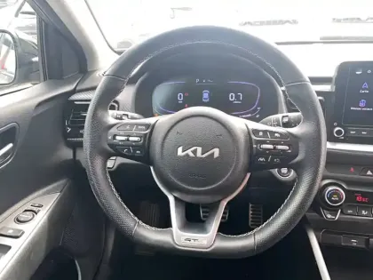 Photo 14 Kia Stonic  1.0 T-GDi 100 ch DCT7