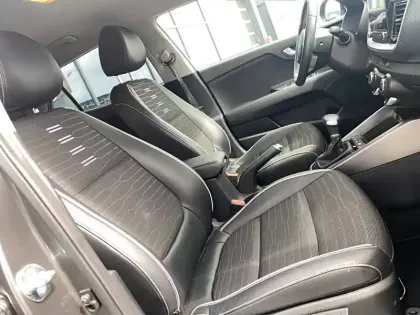 Photo 13 Kia Stonic  1.0 T-GDi 100 ch DCT7