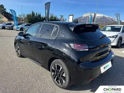 Photo 34 Peugeot 208  Hybrid 100 e-DCS6