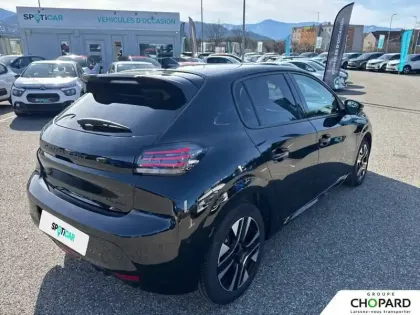 Photo 30 Peugeot 208  Hybrid 100 e-DCS6
