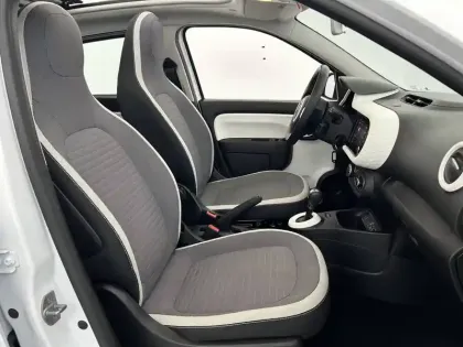 Photo 22 Renault Twingo  III E-Tech