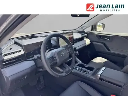 Photo 10 Toyota Rav4  Hybride 185 ch 2WD