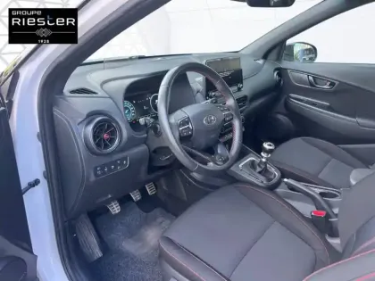Photo 7 Hyundai Kona  1.0 T-GDi 120 Hybrid 48V