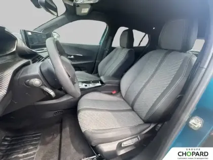 Photo 10 Peugeot 2008  Electrique 54 kWh 156 ch