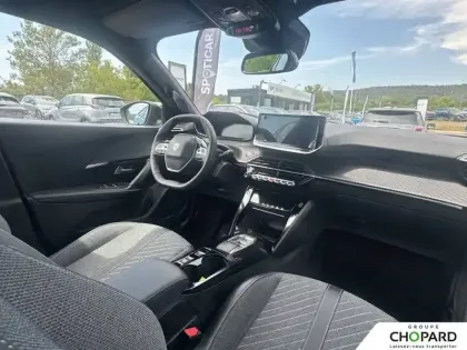 Photo 33 Peugeot 2008  Electrique 54 kWh 156 ch