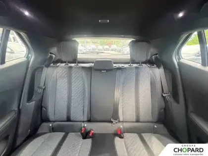 Photo 35 Peugeot 2008  Electrique 54 kWh 156 ch