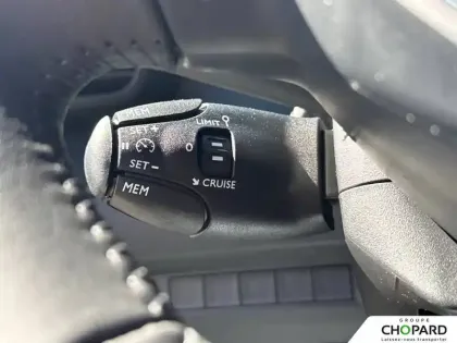 Photo 17 Peugeot 208  Electrique 50 kWh 136ch