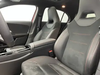 Photo 14 Mercedes Classe A  200 d