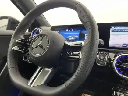 Photo 24 Mercedes Classe A  200 d