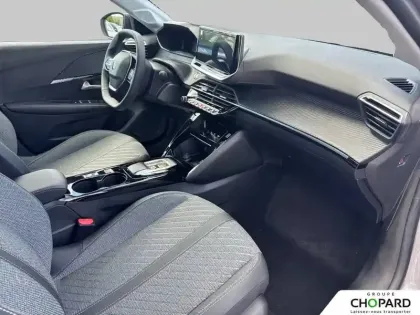 Photo 12 Peugeot 208  Electrique 50 kWh 136ch