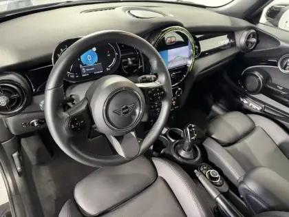 Photo 6 Mini Mini Hatch 3 Portes Cooper 136 ch DKG7