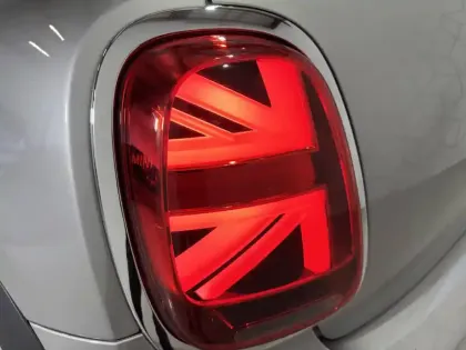 Photo 13 Mini Mini Hatch 3 Portes Cooper 136 ch DKG7