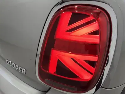 Photo 18 Mini Mini Hatch 3 Portes Cooper 136 ch DKG7