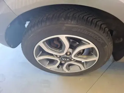 Photo 12 Kia Picanto  1.0L 66 ch ISG