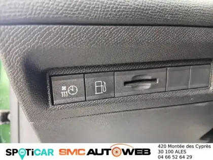 Photo 36 Peugeot 308  PHEV 225 e-EAT8