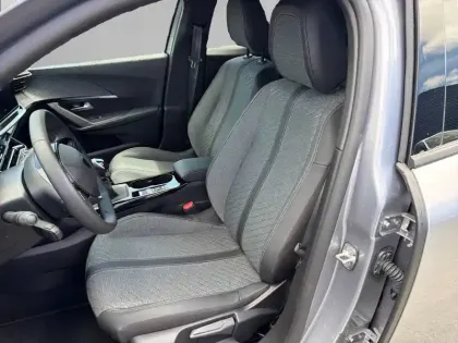 Photo 10 Peugeot 2008  100 S&S BVM6
