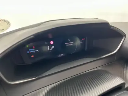Photo 9 Peugeot 208  Hybrid 110 ch e-DCS6