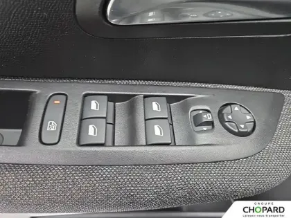 Photo 23 Peugeot 208  PureTech 75 S&S BVM5