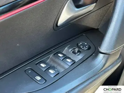 Photo 22 Peugeot 2008  Electrique 136 ch