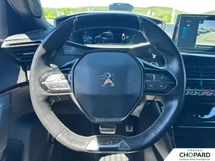Photo 15 Peugeot 2008  Electrique 136 ch