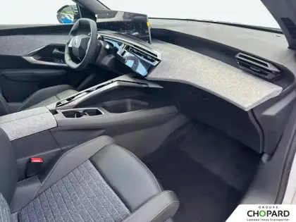 Photo 12 Peugeot 3008  Electrique 210 ch 73 kWh