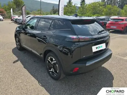 Photo 28 Peugeot 2008  Electrique 54 kWh 156 ch