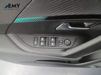 Photo 19 Peugeot 2008  Electrique 136 ch
