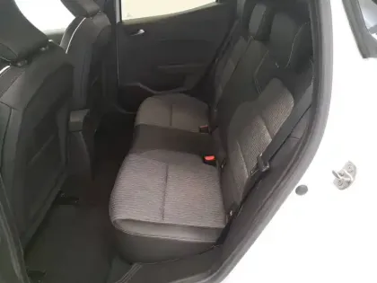 Photo 25 Renault Clio  E-Tech full hybrid 145