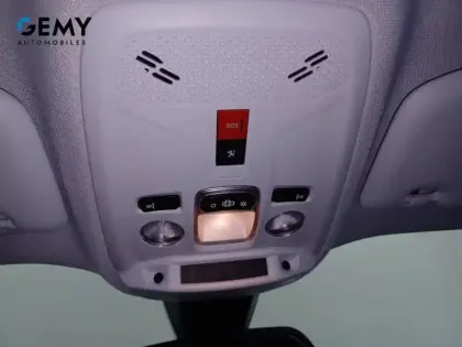 Photo 36 Peugeot 2008  Electrique 136 ch