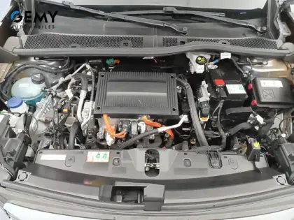 Photo 33 Peugeot 2008  Electrique 136 ch