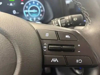 Photo 44 Hyundai Bayon  1.0 T-GDi 100 DCT-7 Hybrid 48V
