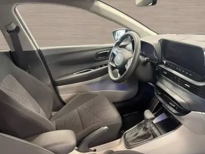 Photo 26 Hyundai Bayon  1.0 T-GDi 100 DCT-7 Hybrid 48V